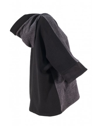 MANTELLA CAPPUCCIO E TASCHE